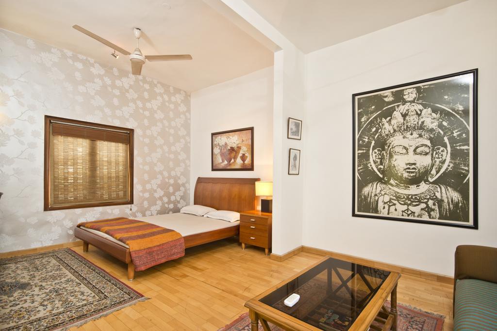 Trendy Bed & Breakfast Ню Делхи Екстериор снимка